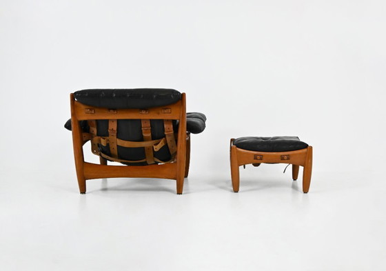 Image 1 of Loungefauteuil met voetenbank "Sheriff" van Sergio Rodrigues voor ISA Bergamo, jaren 60.