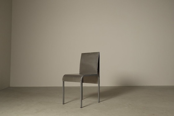 Image 1 of Set aus sechs postmodernen Esszimmerstühlen aus Edelstahl aus der Zeit um 1980-1990.