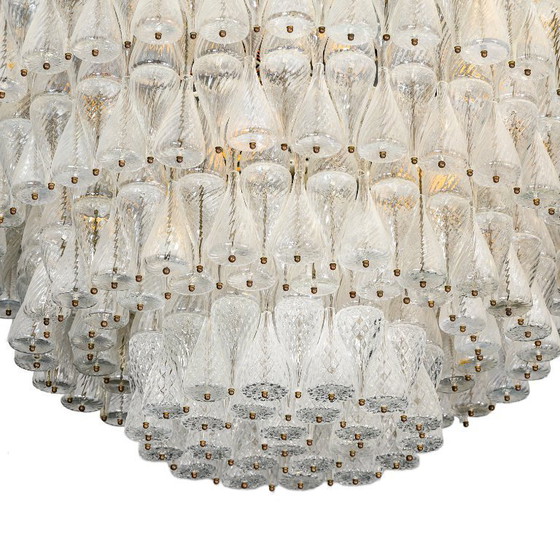 Image 1 of Grande lampadario degli anni '60 dell'iconico Hilton Hotel di Amsterdam attribuito a Seguso