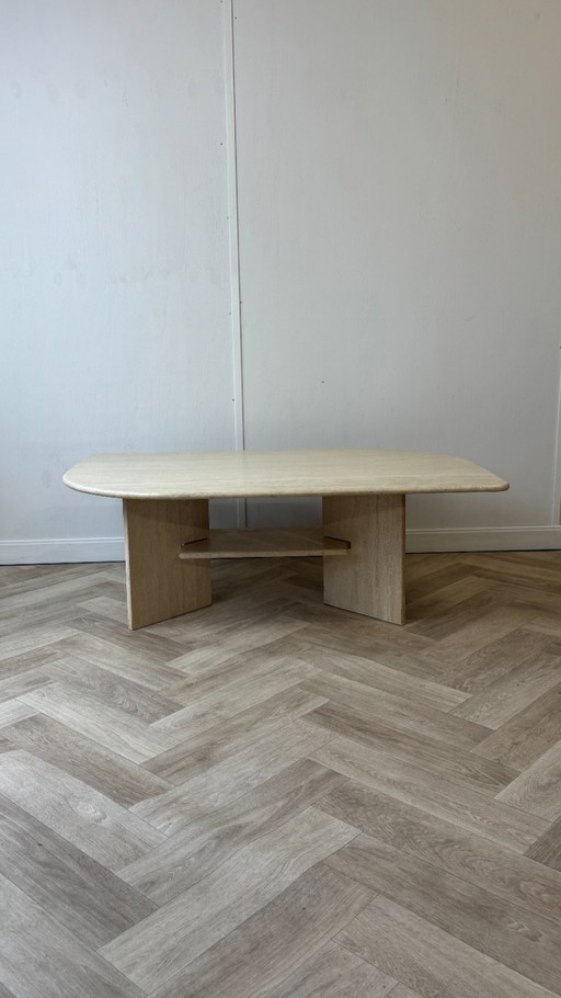 Travertijn traanvormige tafel