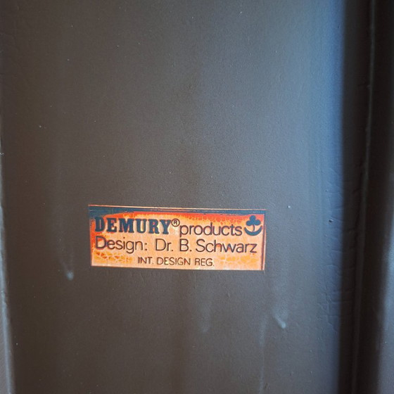 Poltrona lounge di design olandese. Progettata dal Dr. Schwartz per Demury. – Sedie e poltrone, Polyester (photo 5 of 25)