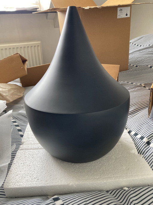 2 x Lámpara colgante con pantalla ancha y acabado en tono Tom Dixon