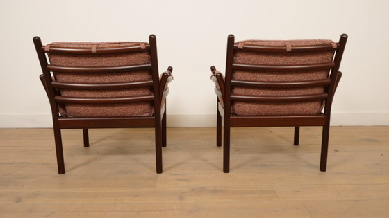 Image 1 of Set of 2 vintage armchairs | Illum Wikkelsø for Silkeborg | Model Genius | Mahogany