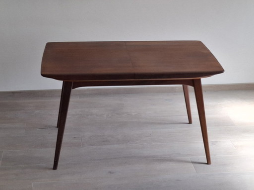 Louis van Teeffelen table