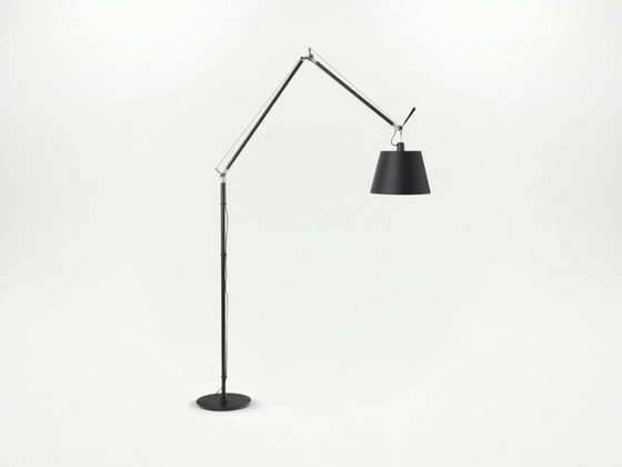 Artemide Tolomeo Mega Terra – Noir | Michele De Lucchi – Lampadaires, Aluminium (photo 5 of 5)