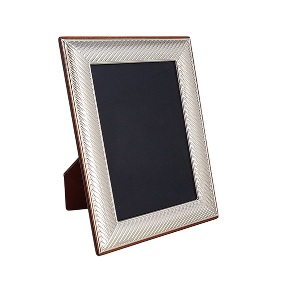 Image 1 of Splendida cornice portafoto anni &#39;60 in argento placcato con vetro, realizzata in Italia