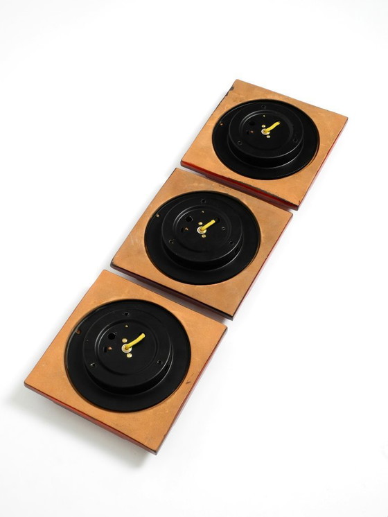 Image 1 of Drei schöne original 1970er Space Age rote Keramik-Wandlampen