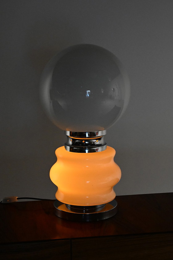 Image 1 of Lampe de table en verre italien