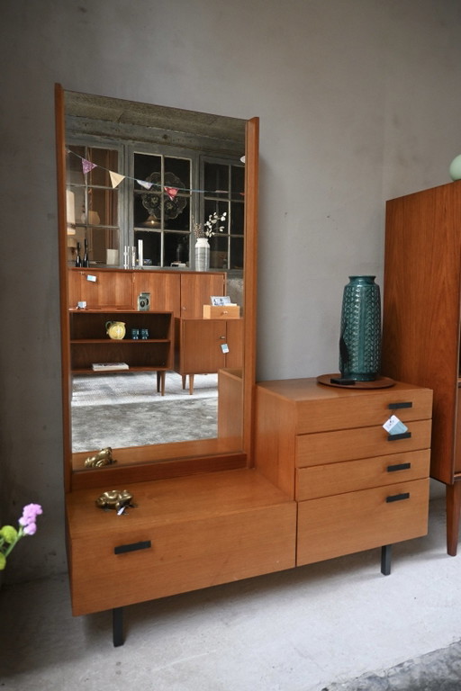 Prachtige asymmetrische vintage kaptafel jaren 60