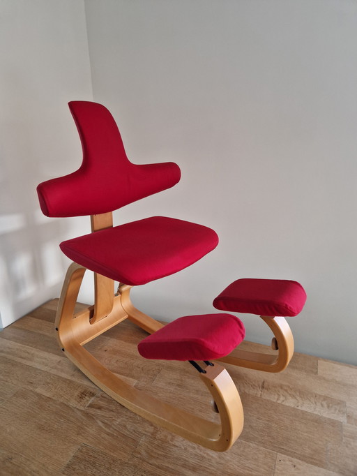 Variér (Stokke) Thatsit knee chair red
