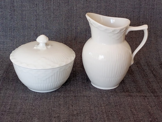 Zuccheriera con coperchio e Lattiera Royal Copenhagen 'White Fluted Half Lace' – Stoviglie, Porcellana (photo 3 of 22)