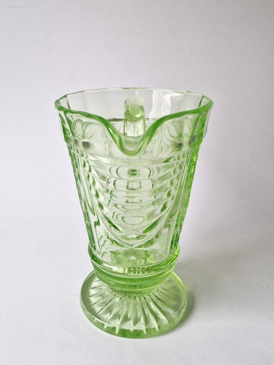 Image 1 of Sowerby Glassworks UK - Jarra de agua de vidrio de uranio Art Déco - Años 20