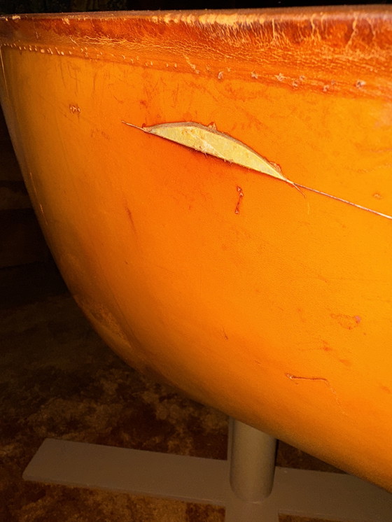 Image 1 of B&B ITALIA Drehsessel MART in einzigartigem cognacfarbenem Sattelleder mit Patina.