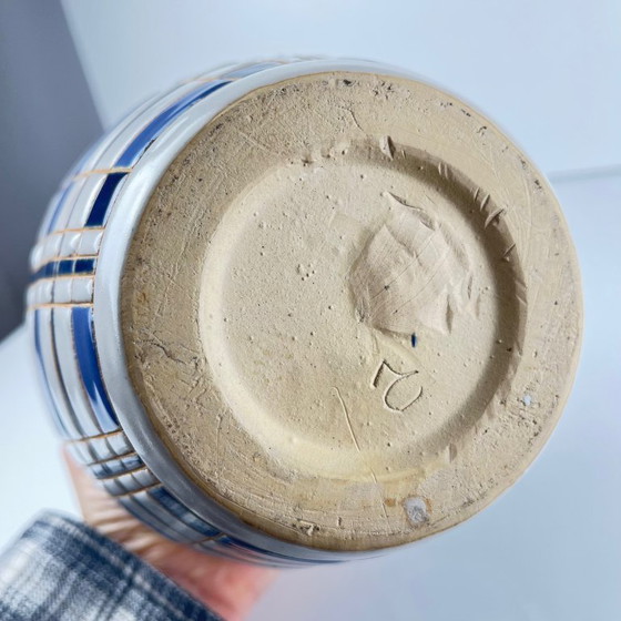 Image 1 of Vaso vintage degli anni '50, terracotta smaltata, decorazione geometrica blu e bianca