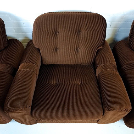 Image 1 of 3 fauteuils vintage en velours côtelé marron foncé, années 70