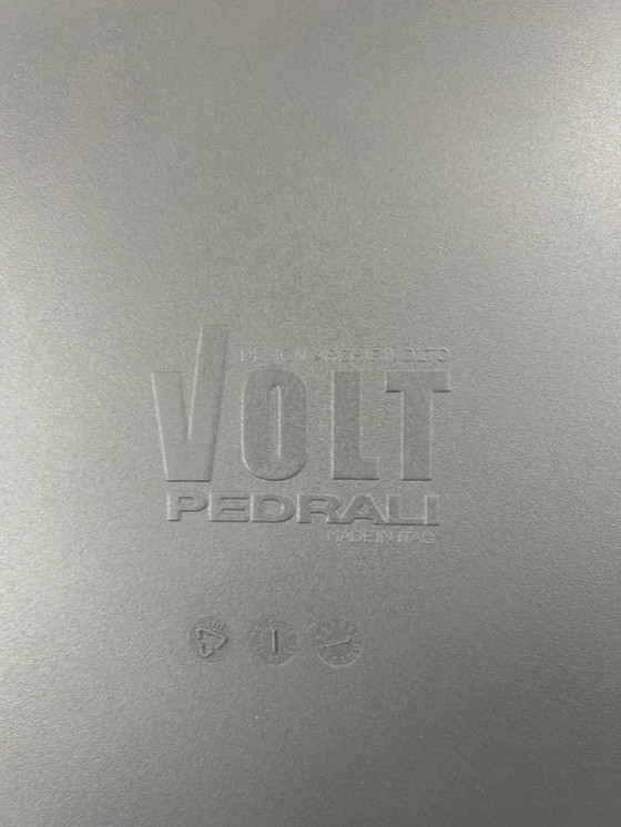 Image 1 of Volt Pedrali Stapelbarer Besucherstuhl