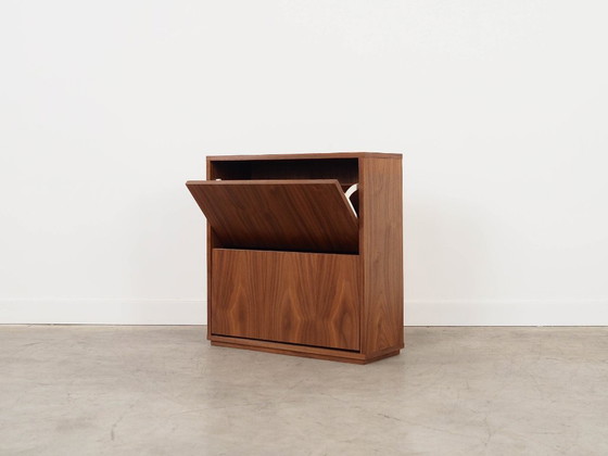 Image 1 of Scarpiera in noce, design scandinavo