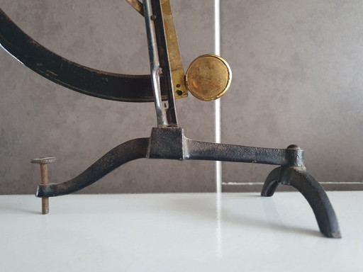 Règle graduée concave ancienne / Règle postale