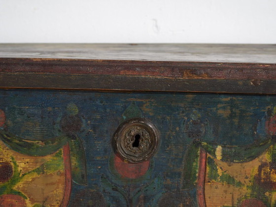 Coffre ancien européen peint à la main - Europe Centrale (c. 1850) – Commodes (photo 29 of 40)