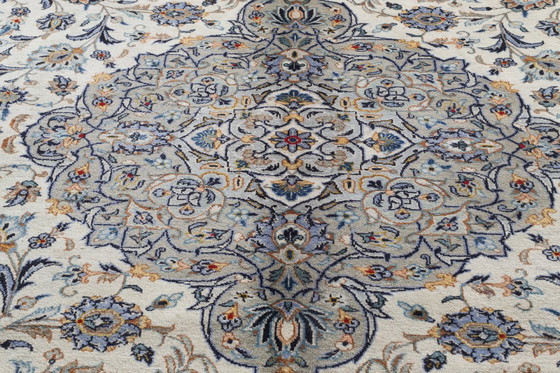 Image 1 of Perzisch tapijt Kashan, gesigneerd, 4,20 x 3,15 cm, Oosters tapijt, fijn, nr. 24607