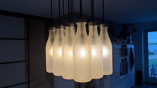 Lampe à bouteille de lait par Tejo Remy
