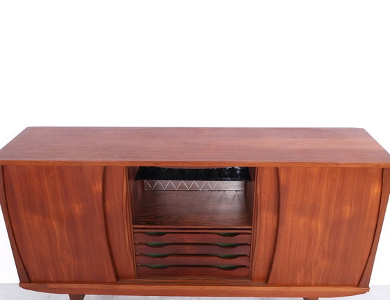 Image 1 of Vintage hoog teak dressoir met 4 schuifdeuren, 1960s