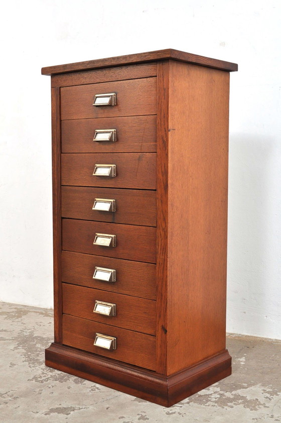 Image 1 of Cassettiera in rovere vintage anni '30