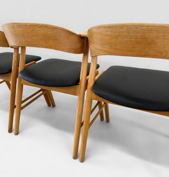 Image 1 of Kai Kristiansen Modell 32 Esszimmerstühle, Korup Møbelfabrik.