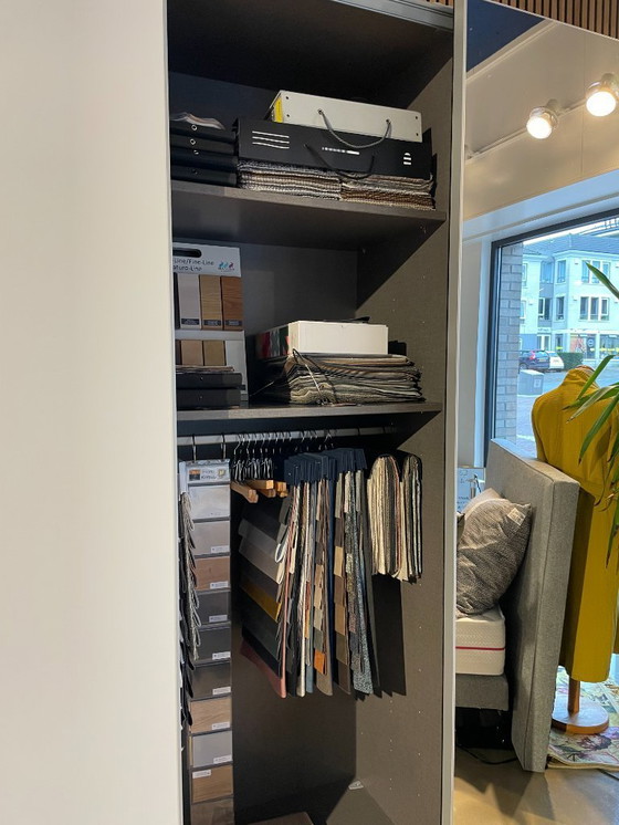 Image 1 of Armario Nolte con puertas correderas de 240 x 240 cm y puerta con espejo