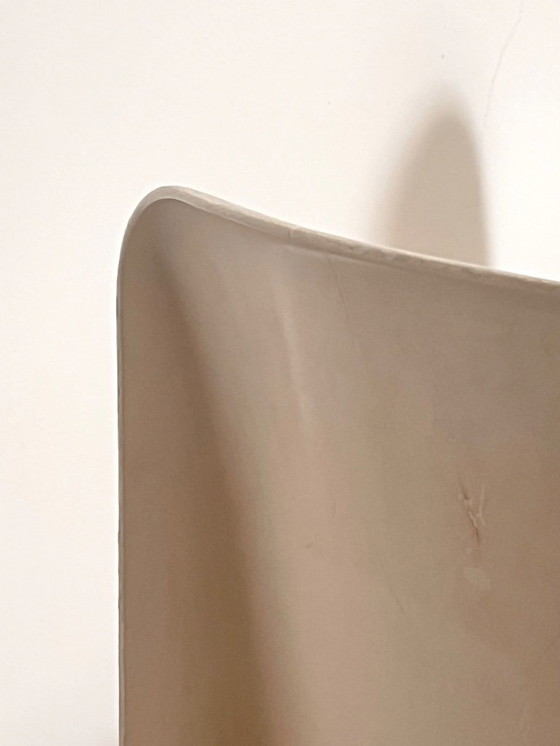 Image 1 of 2 Chaises Vintage "Universale" par Joe Colombo pour Kartell - Blanc