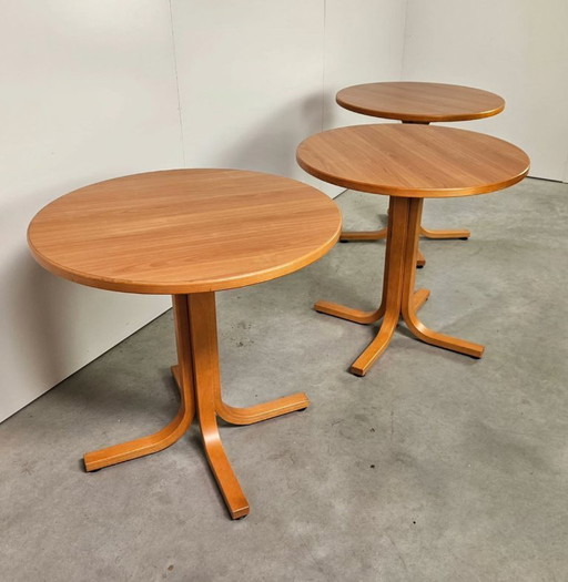 8x Round Dining Tables (catering)