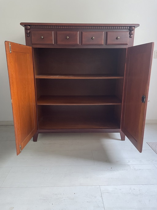 Mobiletto classico in legno