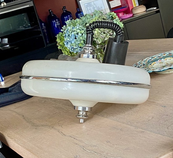 Suspension lumineuse Vintage ronde blanche et chrome – Metal, Plastic (photo 6 of 7)