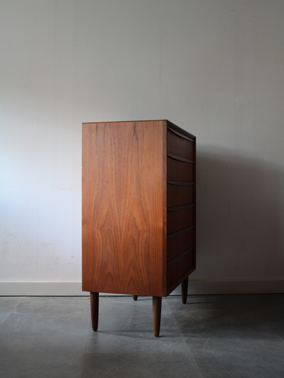 Image 1 of Vintage Deense ladekast in teak