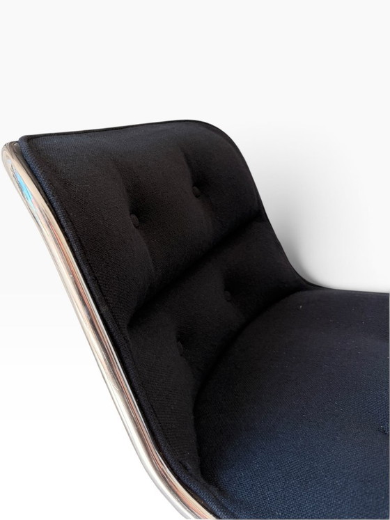Charles Pollock Chefsessel von Knoll – Schwarzer Stoff – 1. Bein – Textile (photo 8 of 11)