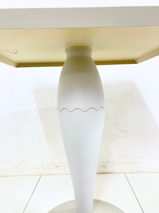 Image 1 of Table de bistrot Miss Balu, conçue en 1988 par Philippe Starck pour Kartell