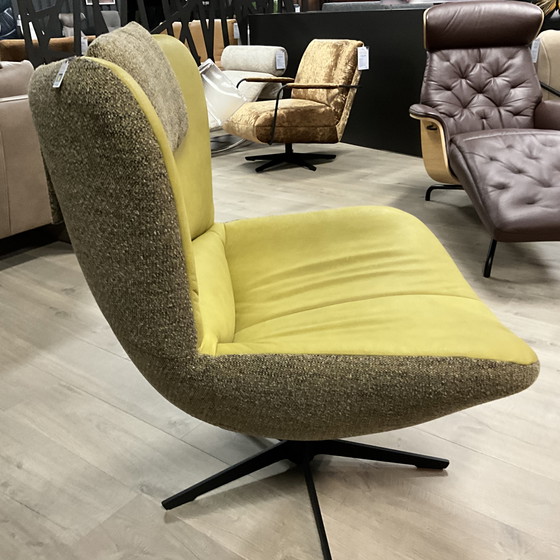 Image 1 of Koinor Icluu swivel armchair