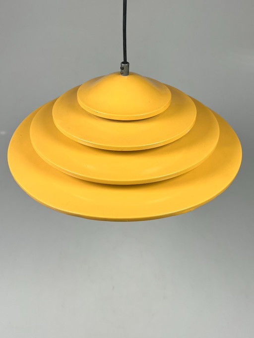 Lampe pendante vintage jaune/ lampe coquillage. 1970's