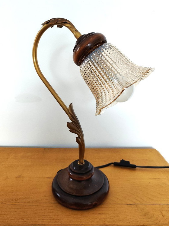 Image 1 of Gooseneck table lamp with tulip shade