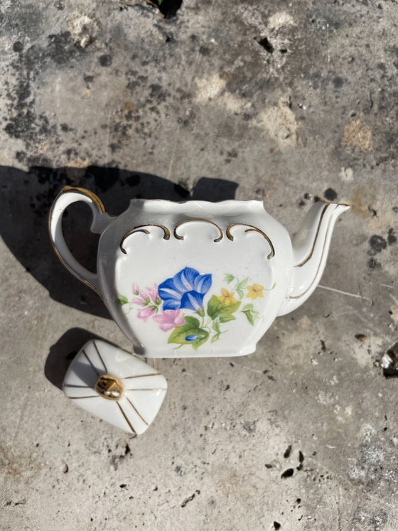 Image 1 of Mini théière Sadler en porcelaine fleurie – Angleterre