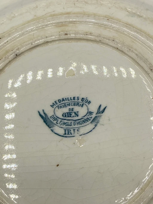 2 Gien faience borden – Japonisme – Blauw bloemmotief – Eind 19e eeuw – servies (photo 2 of 5)