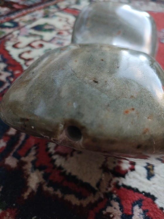 Image 1 of Sculpture abstraite en stéatite sur socle en marbre noir