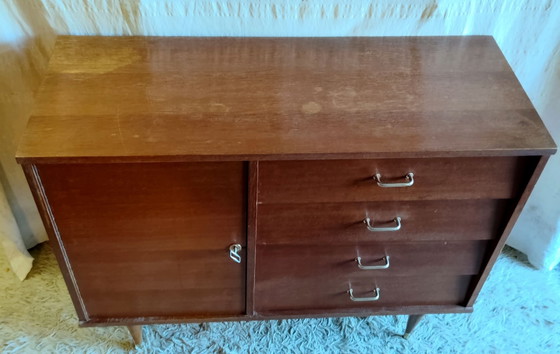 Cassettiera o Credenza vintage in legno - metà XX secolo – Credenze (photo 10 of 10)