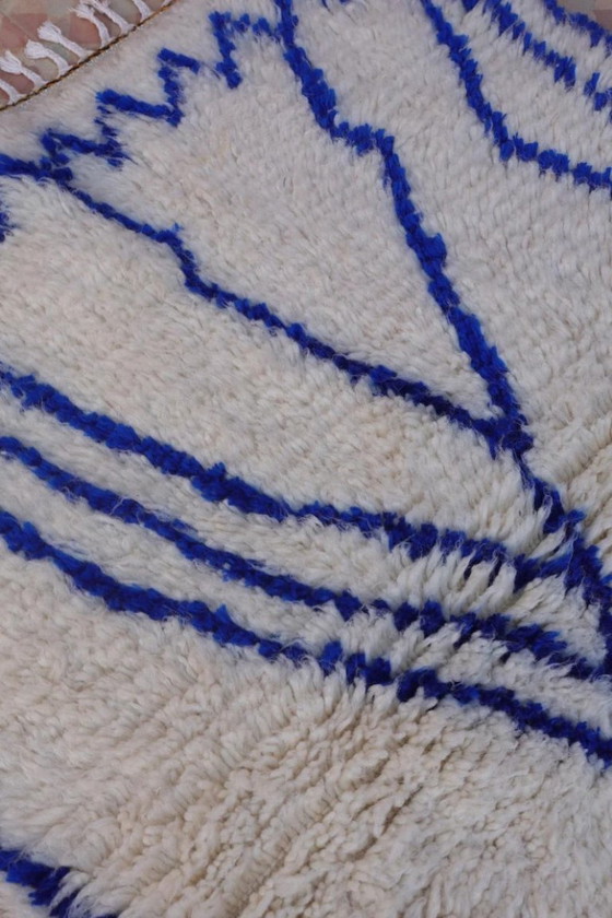 Image 1 of Handgeknüpfter, cremefarbener Teppich mit geometrischen Mustern, 250 cm x 150 cm