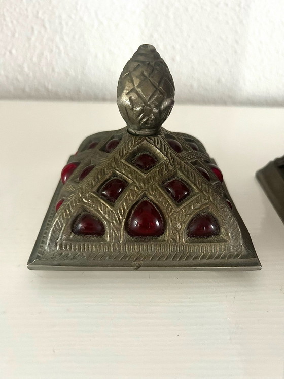 Vintage Ruby Red Caged Bubble Glass Apothecary Jar – Dekselpot – India 1970s – Decoratieve objecten, Metaal (photo 3 of 6)