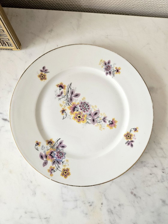 Image 1 of Lot prestige 4 assiettes Porcelaine de Limoges Bernardaud et Co et Emaux Bleu de Four décor fleurs