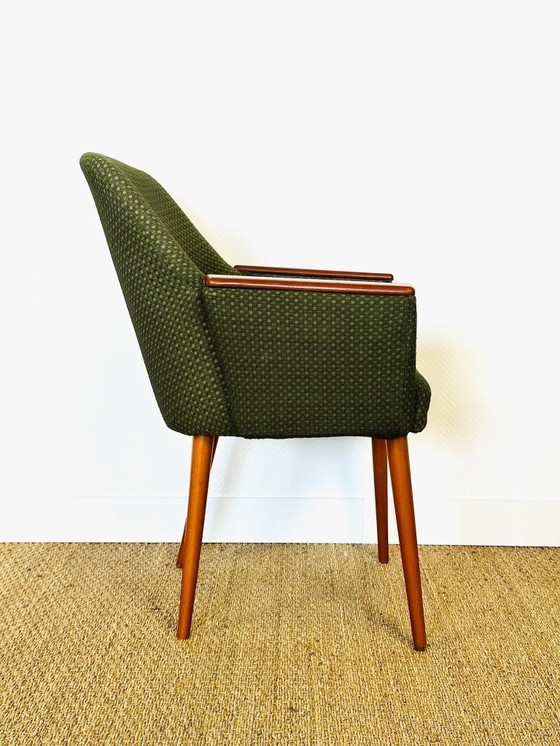 Image 1 of Vintage fauteuil met groene wandtapijtbekleding, 1960