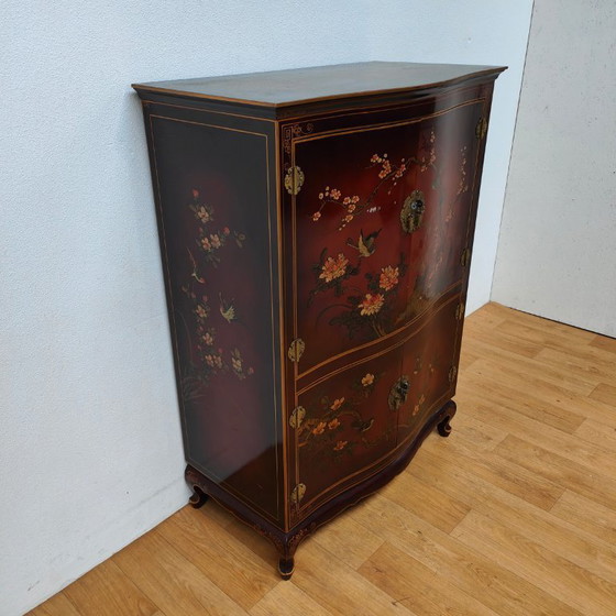 Image 1 of Vintage Chinese bridal cabinet sideboard Chinoiserie cabinet