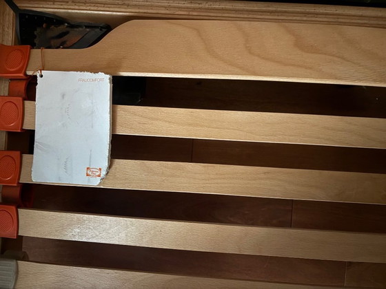 Image 1 of Jackie Poltrona Frau bed, ontwerp Jean Marie Massaud 2006