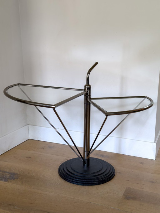 Dardo coffee table, by OMA